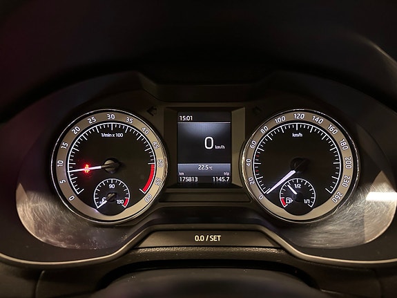 Skoda Octavia 16 of 30