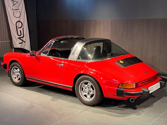Porsche 911 Targa 8 of 22