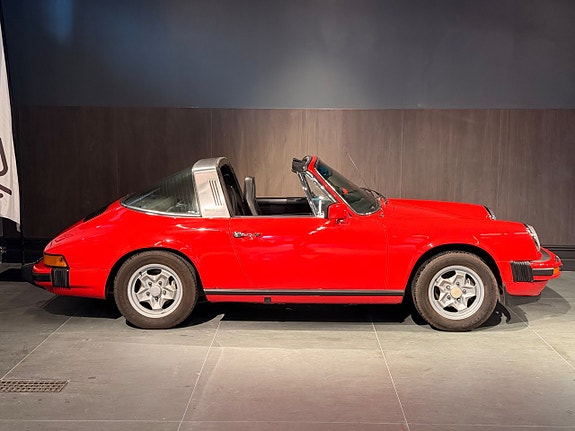 Porsche 911 Targa 5 of 5