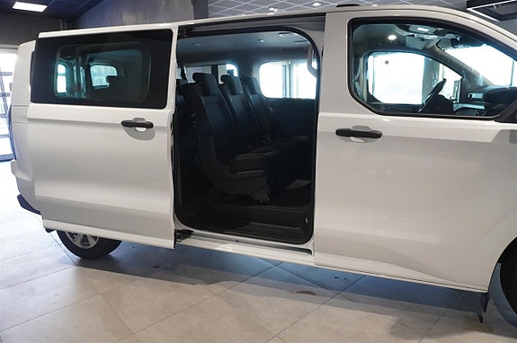 Ford Transit Custom 4 of 11