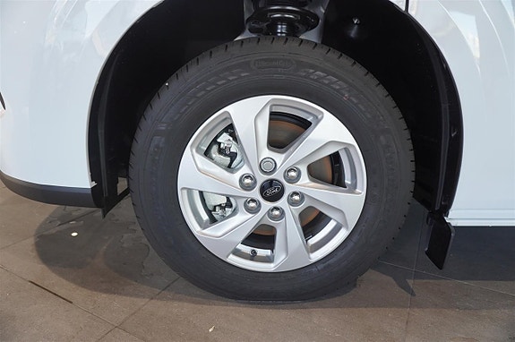 Ford Transit Custom 7 of 11