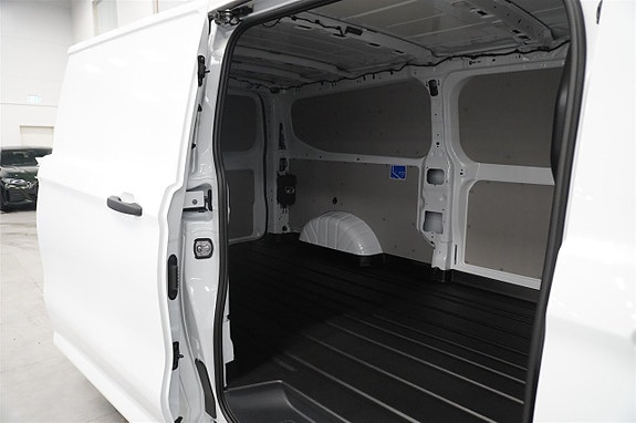 Ford Transit Custom 7 of 10