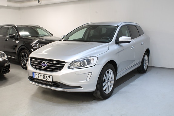 Volvo XC60 2 of 5