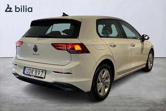 Volkswagen Golf VIII 8 of 18