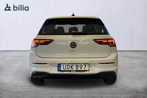 Volkswagen Golf VIII 7 of 18