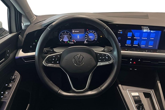 Volkswagen Golf VIII 11 of 18