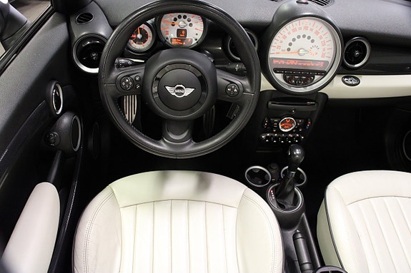 MINI Cooper S 16 of 28