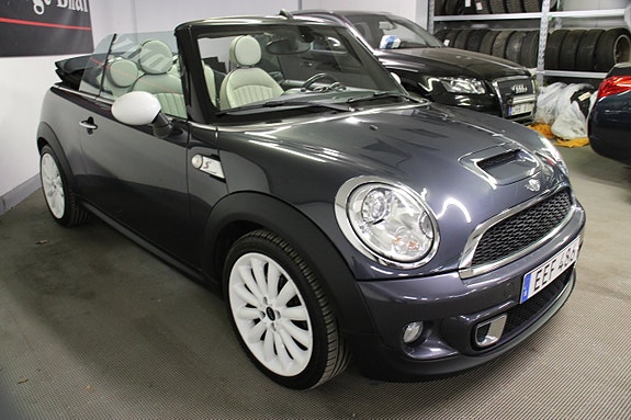 MINI Cooper S 3 of 28