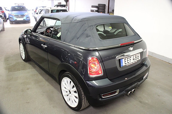 MINI Cooper S 27 of 28