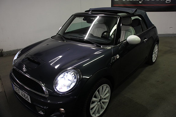 MINI Cooper S 26 of 28