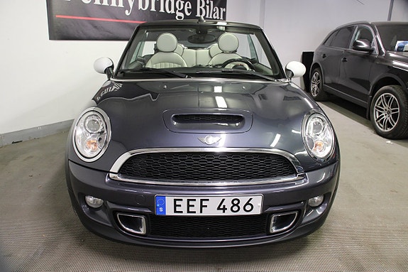 MINI Cooper S 2 of 28