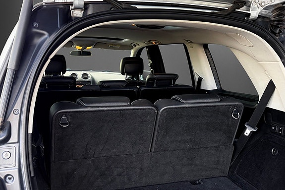 Mercedes-Benz GL450 20 of 21