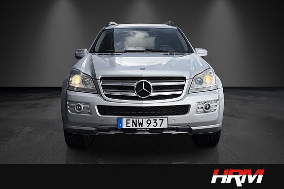 Mercedes-Benz GL450 5 of 5