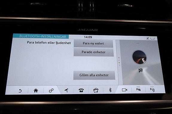 Jaguar I-PACE 21 of 26