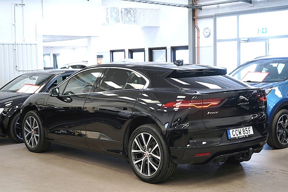 Jaguar I-PACE 3 of 26