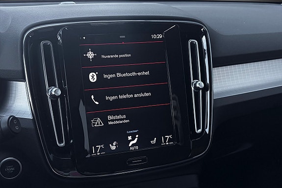Volvo XC40 12 of 20