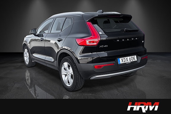 Volvo XC40 3 of 20