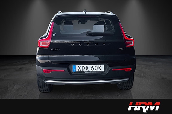 Volvo XC40 4 of 20