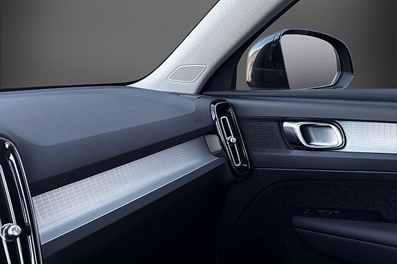 Volvo XC40 19 of 20