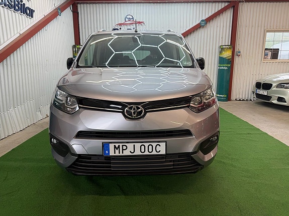 Toyota Proace City Verso 2 of 13