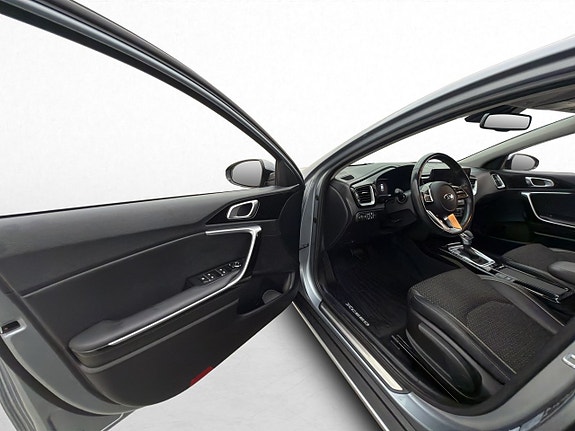 Kia XCeed 10 of 30