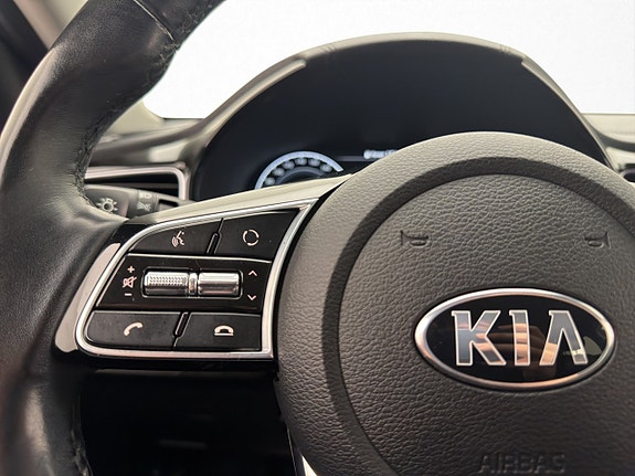 Kia XCeed 17 of 30