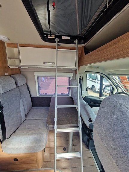 Weinsberg 600 MQ - POP UP TÄLT 7 of 10