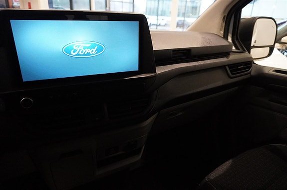 Ford Transit Custom 6 of 10