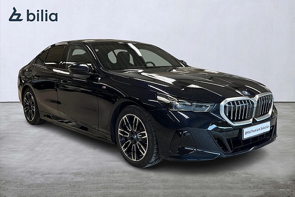 BMW i5 17 of 17
