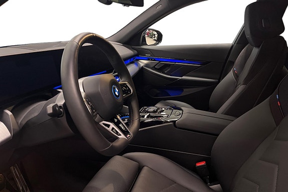 BMW i5 12 of 17