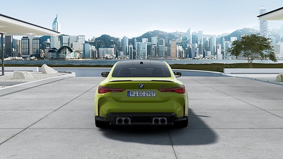 BMW M4 5 of 5