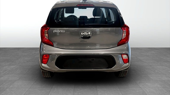 Kia Picanto 5 of 17