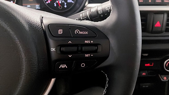 Kia Picanto 14 of 17