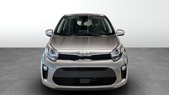 Kia Picanto 2 of 17