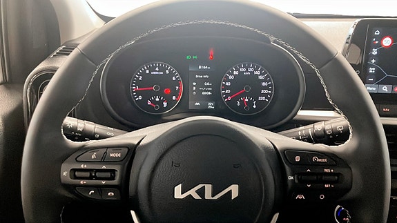 Kia Picanto 13 of 17