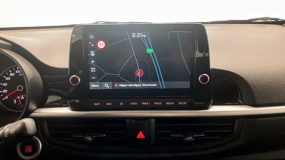 Kia Picanto 10 of 17