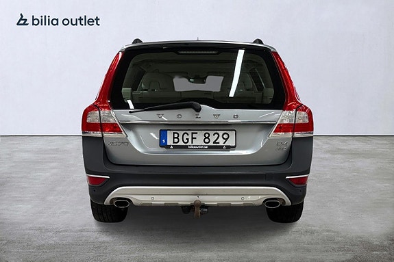 Volvo XC70 5 of 16