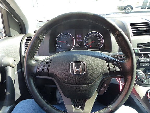 Honda CR-V 20 of 22