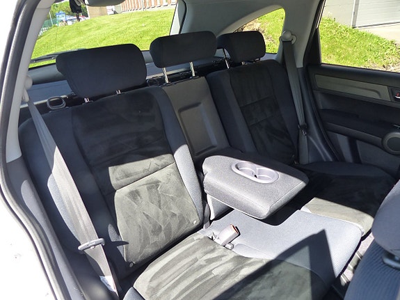 Honda CR-V 8 of 22