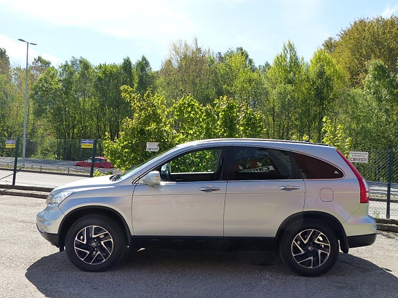 Honda CR-V 3 of 22