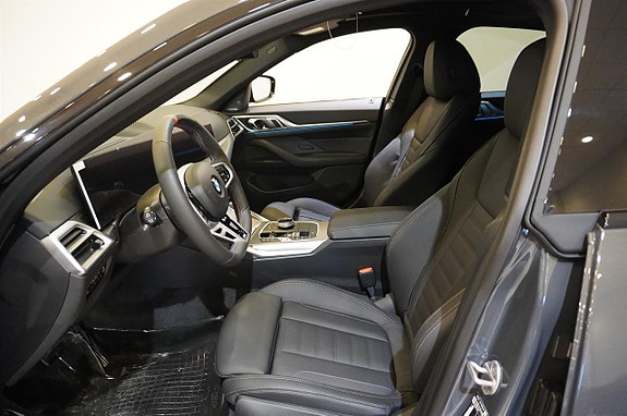 BMW i4 11 of 12