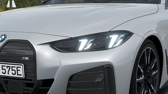 BMW i4 6 of 13