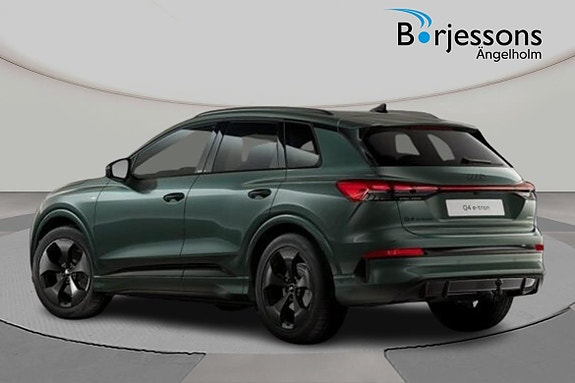 Audi Q4 e-tron 3 of 5