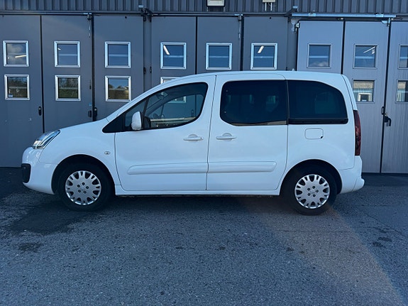 Peugeot Partner Tepee 3 of 5