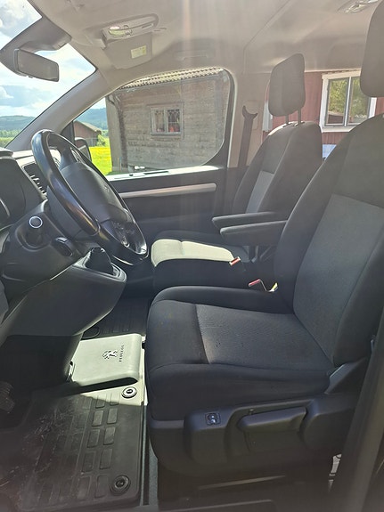 Peugeot Expert 5 of 5