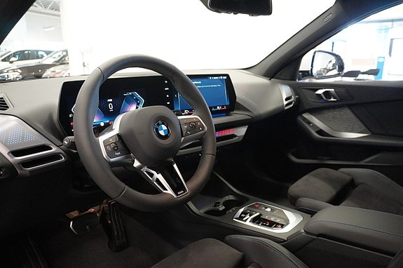 BMW 120 7 of 21