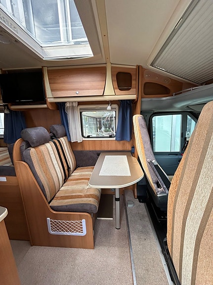 Dethleffs GLOBEVAN AC 2 of 14