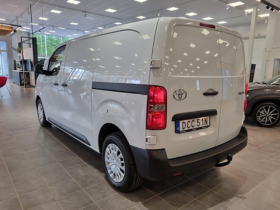 Toyota Proace 2 of 5
