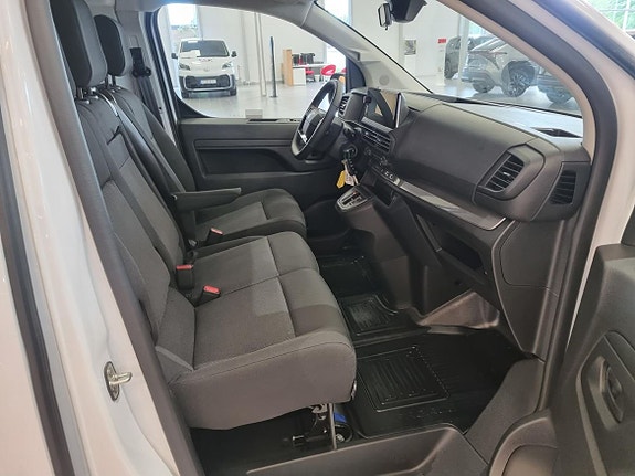 Toyota Proace 8 of 10
