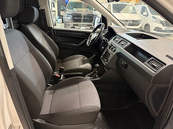 Volkswagen Caddy 9 of 13